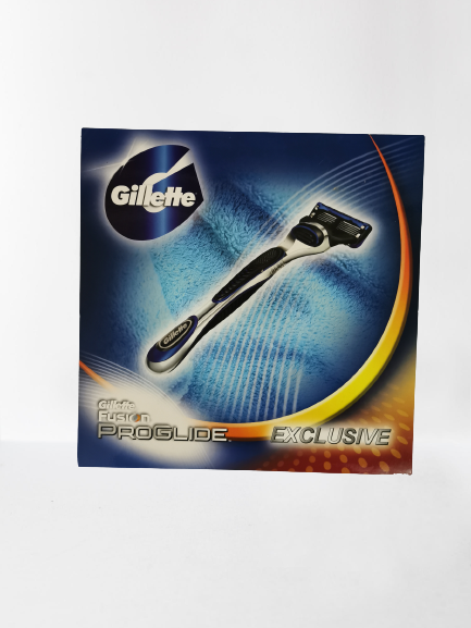Gillette Razor With Gillette Fusion Pro Towel Gift Set